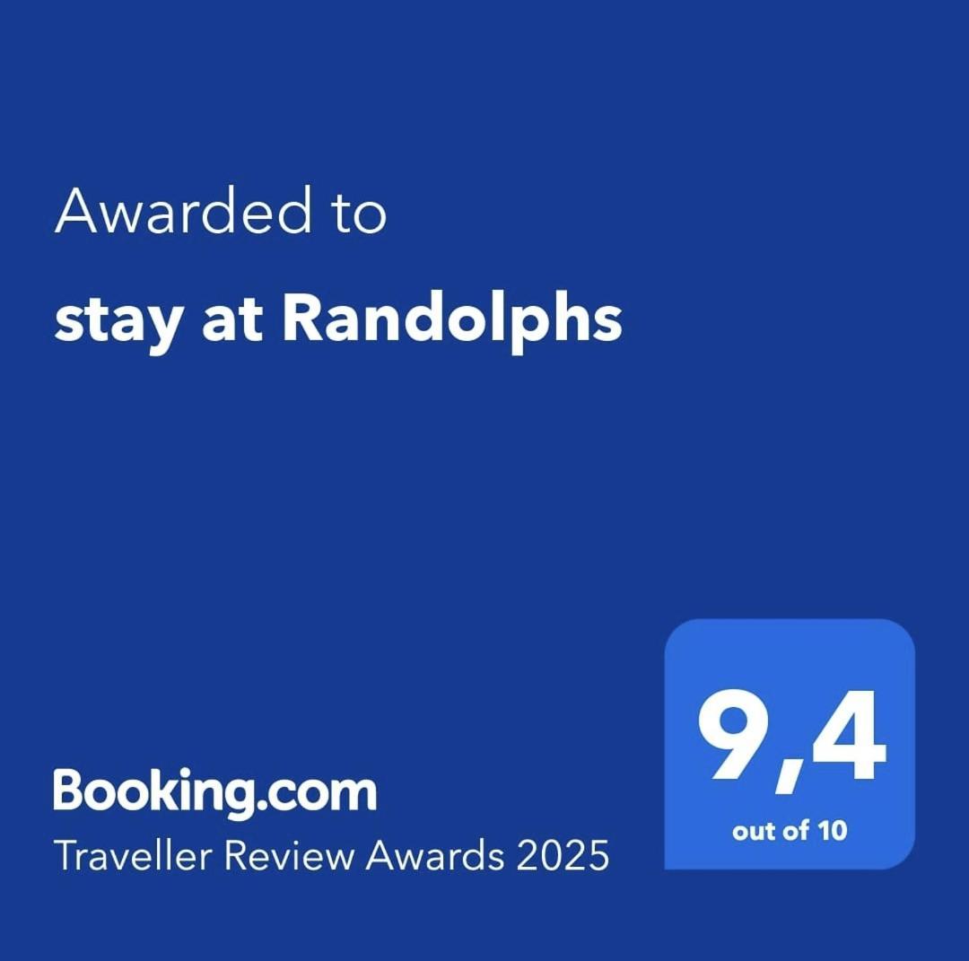 Stay At Randolphs Касел Екстериор снимка
